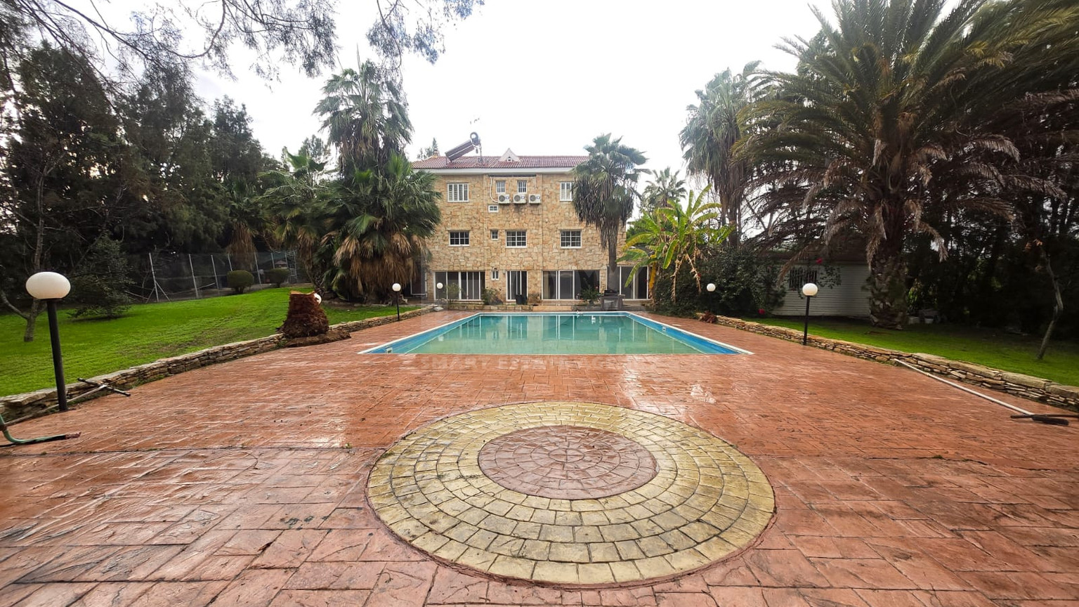 Five Bedroom Unfurnished House for Rent in Pyrgos, Limassol