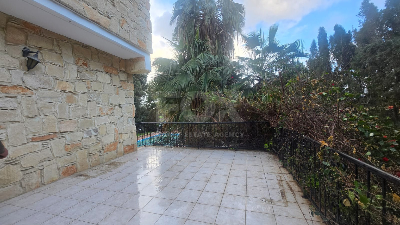 Five Bedroom Unfurnished House for Rent in Pyrgos, Limassol