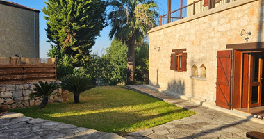 Modern Three Bedroom House in Peaceful Drousia Village for rent