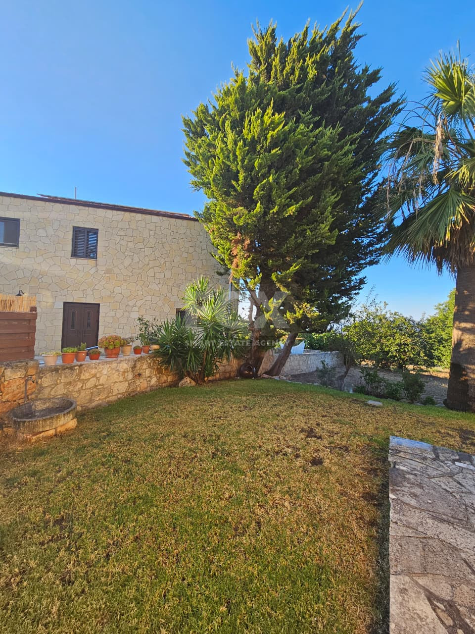 Modern Three Bedroom House in Peaceful Drousia Village for rent