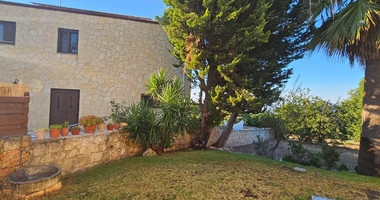 Modern Three Bedroom House in Peaceful Drousia Village for rent