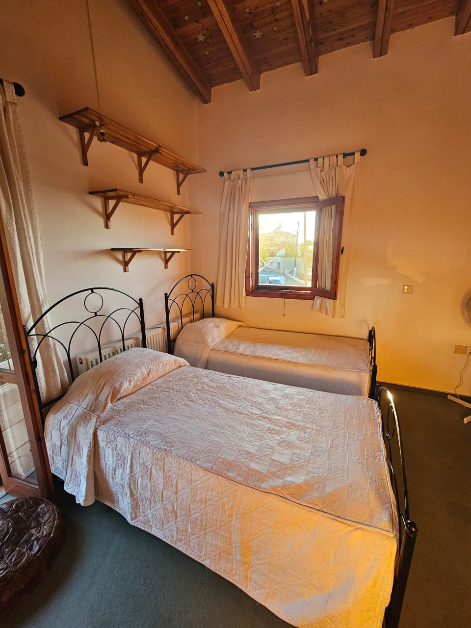 3 bedroom apartment 160 m² in Drousha, Cyprus