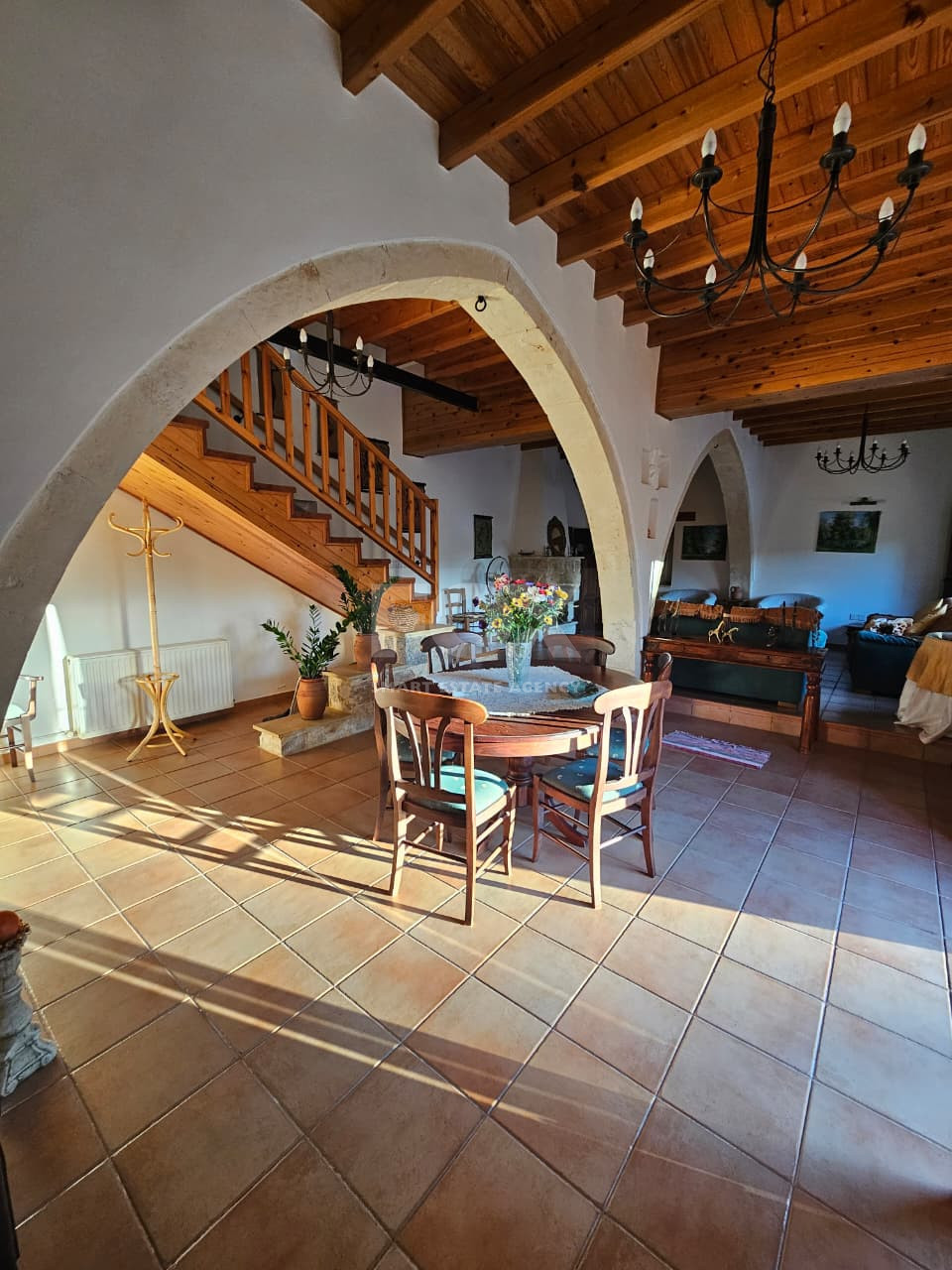 Modern Three Bedroom House in Peaceful Drousia Village for rent