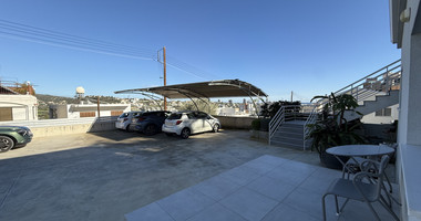 RENT:LARGE BRIGHT ONE BEDROOM GROUND FLOOR APARTMENT IN GERMASOGIA ON ON LARGE PLOT.