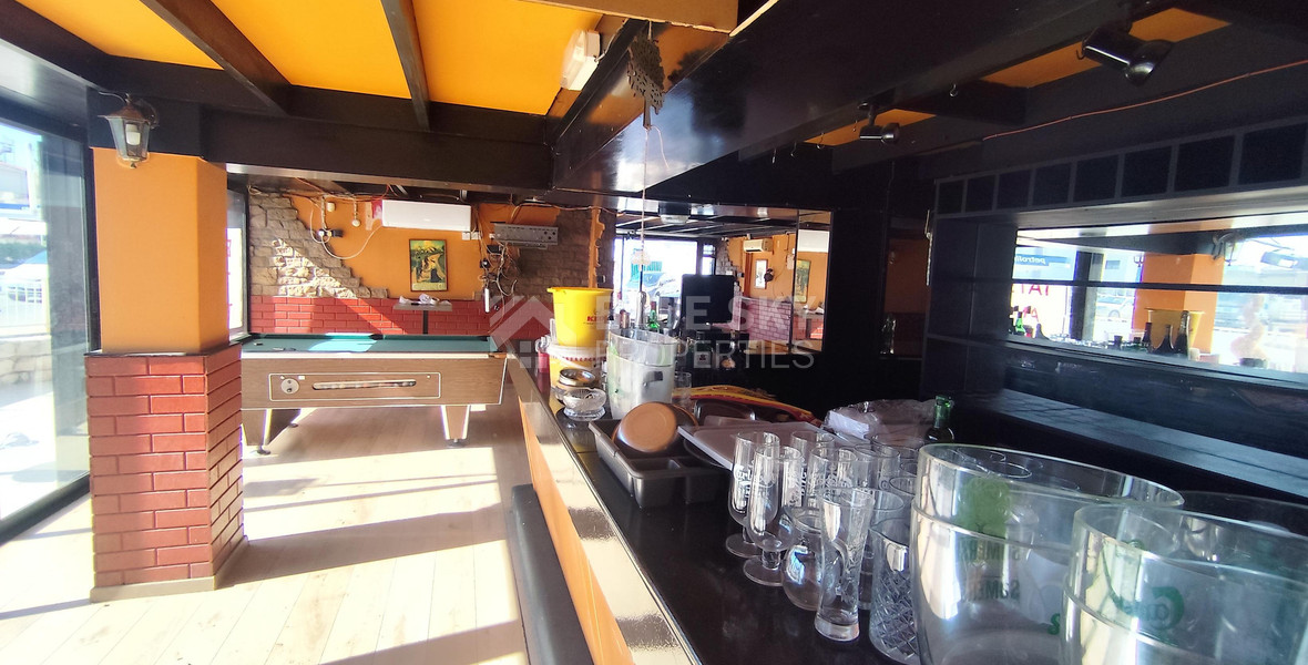 Corner Commercial Shop for Rent – Zakaki – 230m²