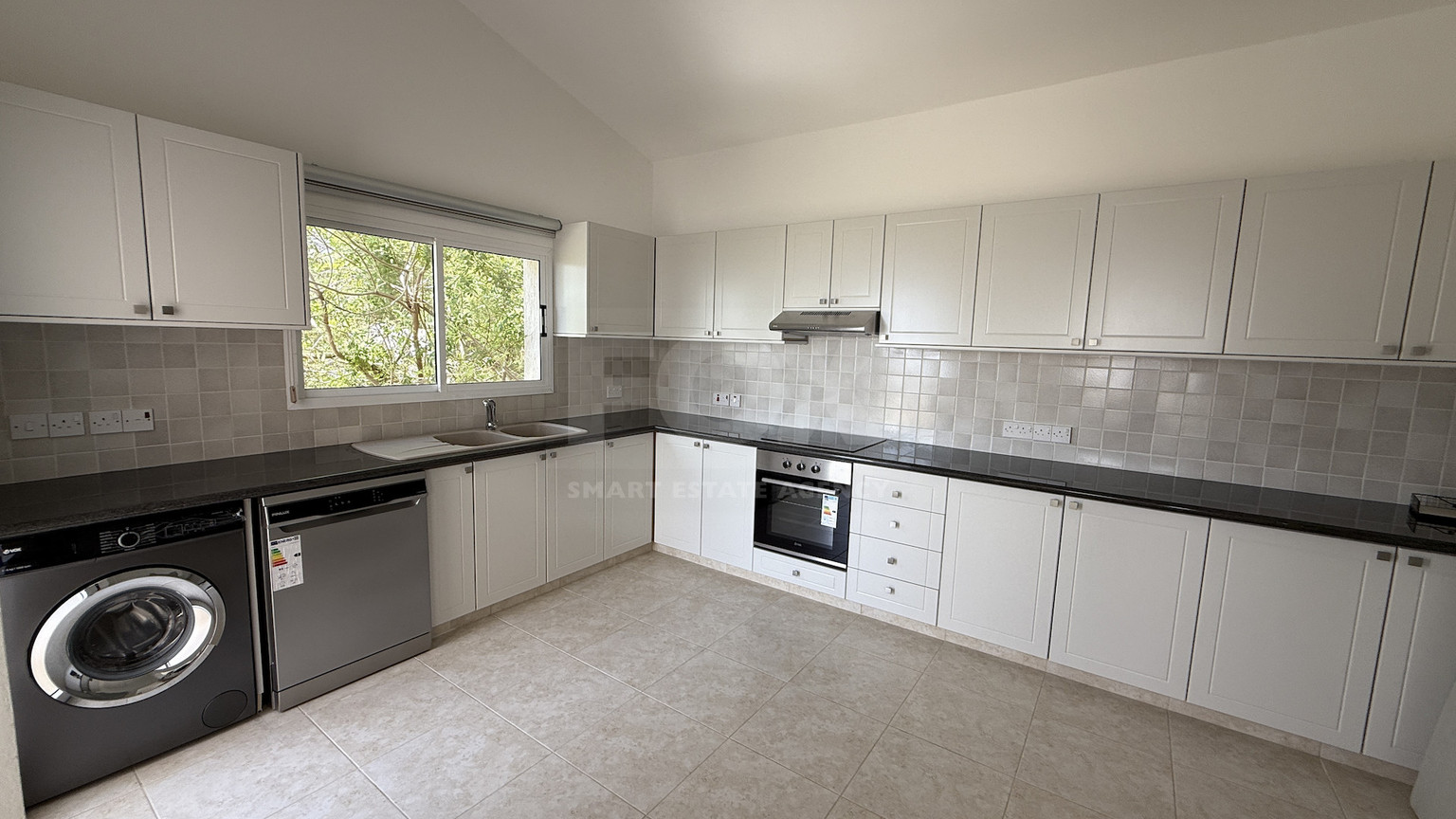 Five  Bedroom House For Sale In Tala Paphos Cyprus-Title Deeds: Available