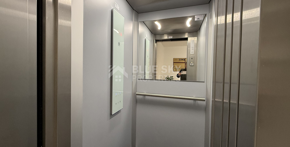 RENT: OFFICES FOR RENT ON MAIN STREET KOLONAKIOU AVENUE  GERMASOGIA  WALKING DISTANCE TO ALL AMENITIES