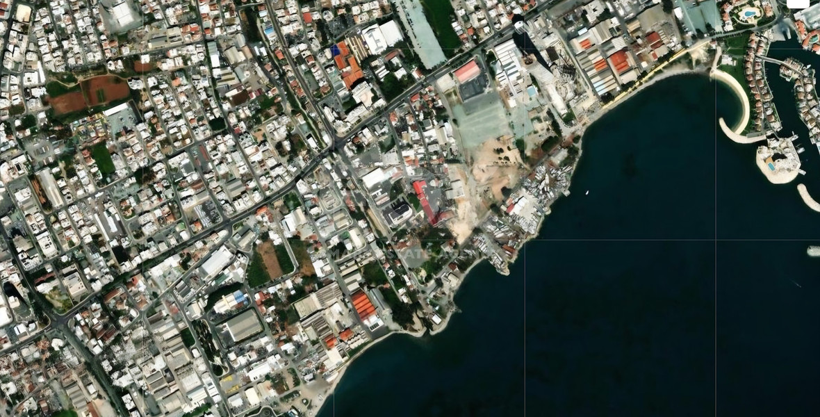 Prime Commercial/Industrial Land for Sale in Εβ3 Zone in Tsiflikoudia Limassol – Perfect for Your Business Future!