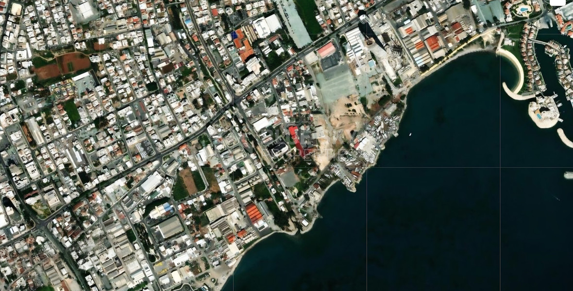 Prime Commercial/Industrial Land for Sale in Εβ3 Zone in Tsiflikoudia Limassol – Perfect for Your Business Future!