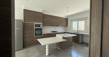 RENT: DETACHED UNFURNISHED THREE BEDROOM HOUSE IN YPSONAS