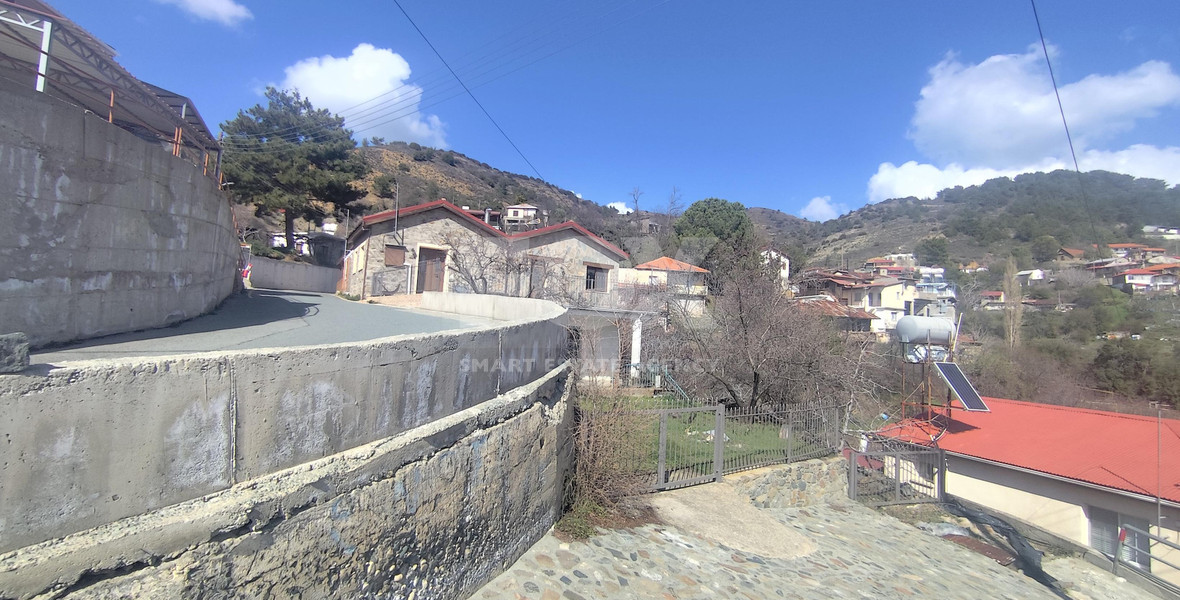 Two-Bedroom Detached House for Rent in Mandria – Near Limassol