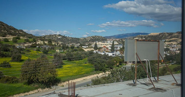 For Sale Three-Storey Mixed-Use Building in Palodia, Limassol District