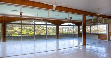 For Sale Three-Storey Mixed-Use Building in Palodia, Limassol District