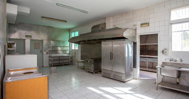 For Sale Three-Storey Mixed-Use Building in Palodia, Limassol District