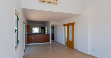 Spacious Two-Bedroom Ground-Floor Apartment for Sale in Chloraka, Paphos- with Title Deeds