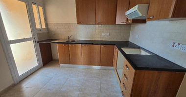 Bright and spacious two-bedroom apartment in a prime Paphos residential and holiday area of Chloraka