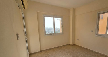 Bright and spacious two-bedroom apartment in a prime Paphos residential and holiday area of Chloraka