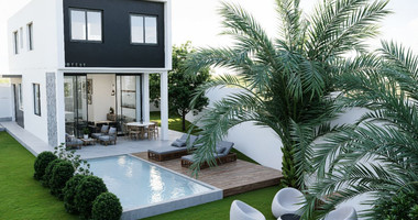 Three plus One Bedroom Detached House for sale in Moni