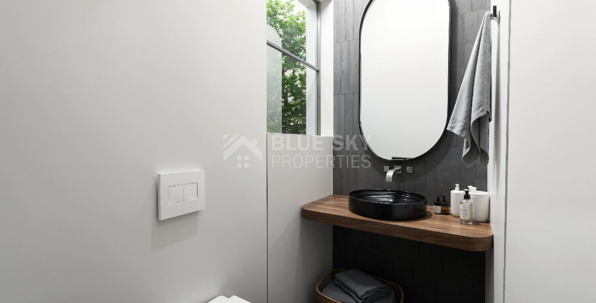 Three plus One Bedroom Detached House for sale in Moni