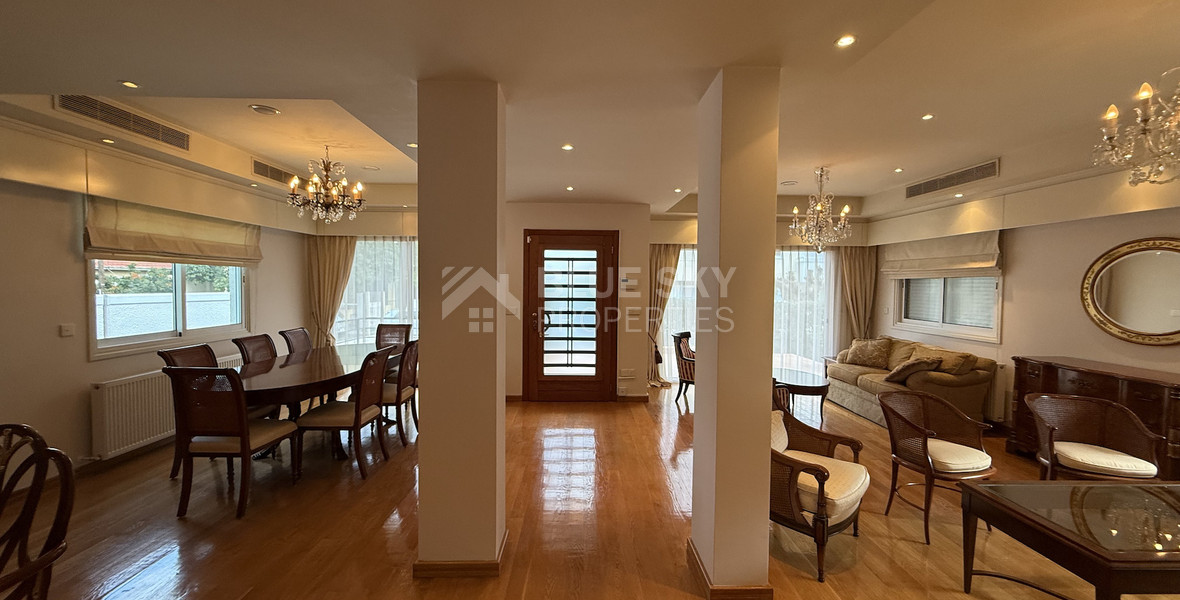 FOR RENT THREE BEDROOM DETACHED HOUSE ON A BIG PLOT IN KAPSALOS