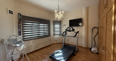 SALE: ELEGANT VILLA IN THE KALOGYRI AREA OF LIMASSOL WITH LARGE GARDENS AND ENTERTAINING AREAS.