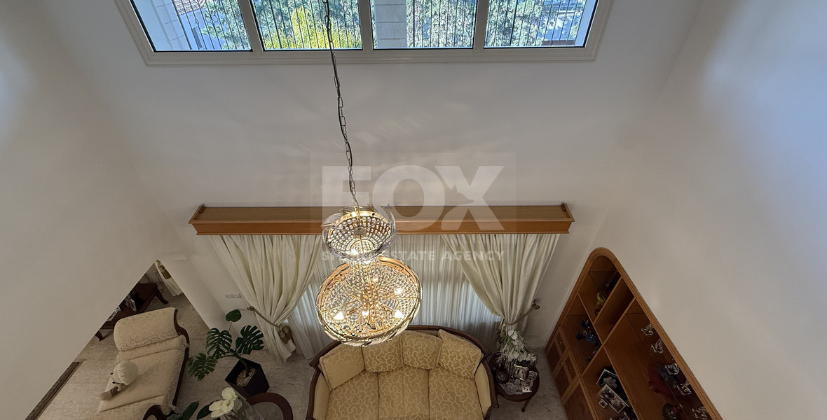 SALE: ELEGANT VILLA IN THE KALOGYRI AREA OF LIMASSOL WITH LARGE GARDENS AND ENTERTAINING AREAS.
