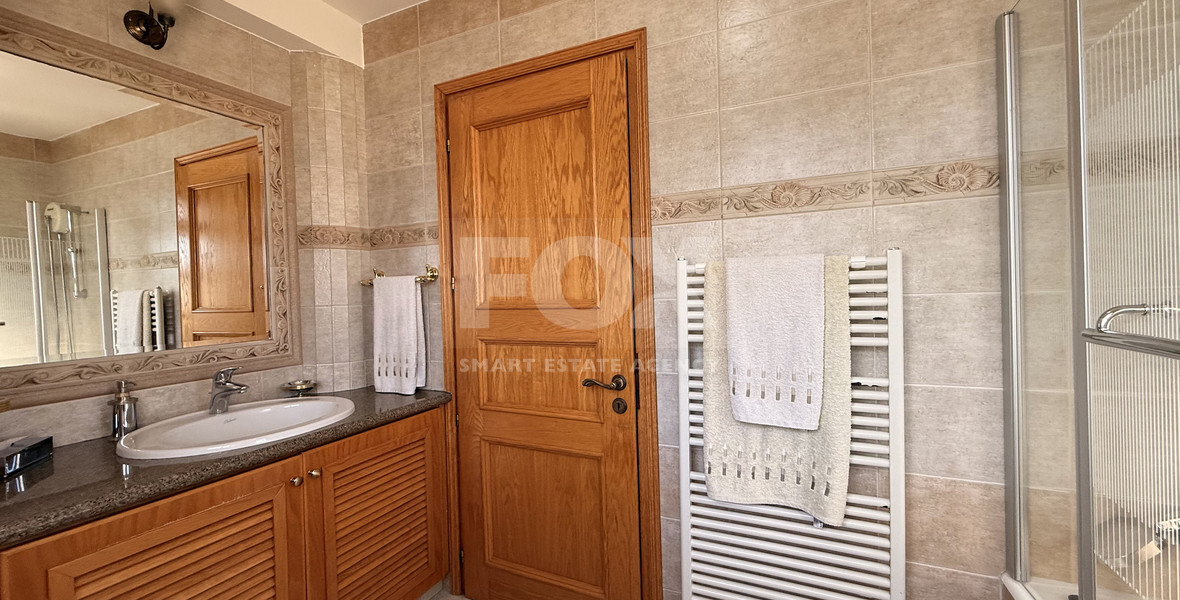 SALE: ELEGANT VILLA IN THE KALOGYRI AREA OF LIMASSOL WITH LARGE GARDENS AND ENTERTAINING AREAS.