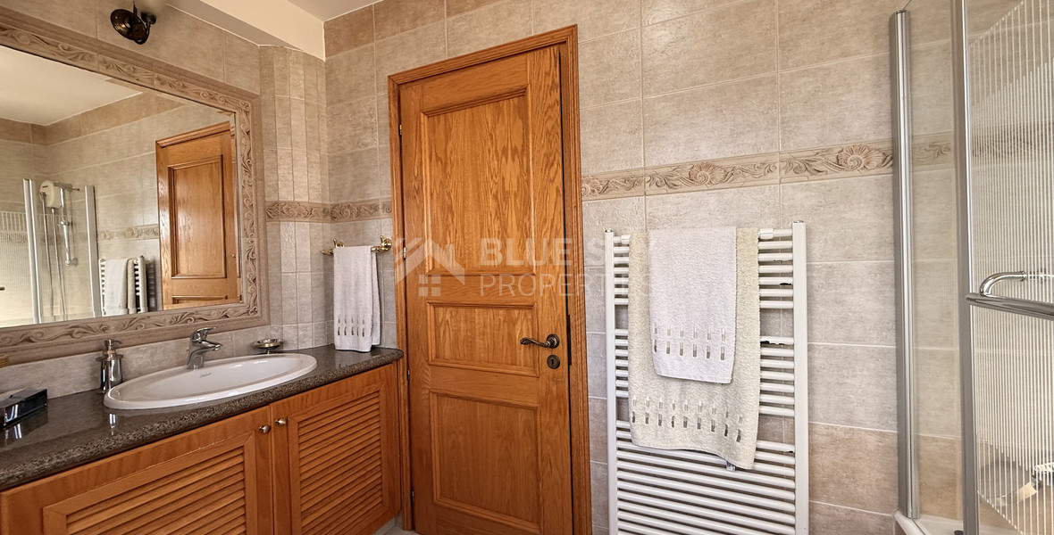 SALE: ELEGANT VILLA IN THE KALOGYRI AREA OF LIMASSOL WITH LARGE GARDENS AND ENTERTAINING AREAS.