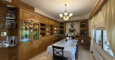 SALE: ELEGANT VILLA IN THE KALOGYRI AREA OF LIMASSOL WITH LARGE GARDENS AND ENTERTAINING AREAS.