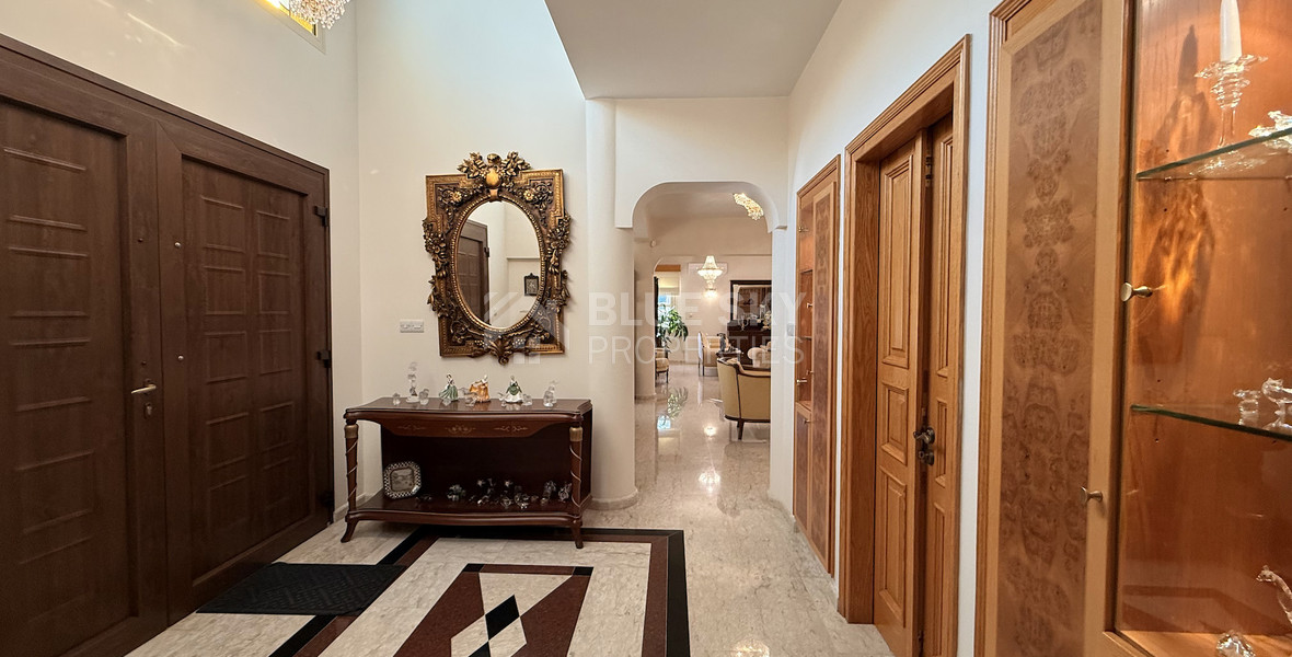 SALE: ELEGANT VILLA IN THE KALOGYRI AREA OF LIMASSOL WITH LARGE GARDENS AND ENTERTAINING AREAS.