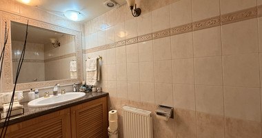 SALE: ELEGANT VILLA IN THE KALOGYRI AREA OF LIMASSOL WITH LARGE GARDENS AND ENTERTAINING AREAS.