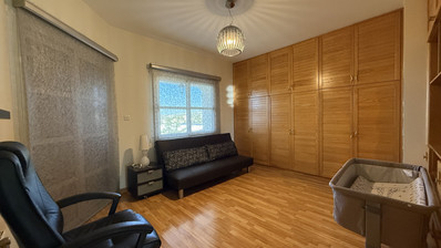 SALE: ELEGANT VILLA IN THE KALOGYRI AREA OF LIMASSOL WITH LARGE GARDENS AND ENTERTAINING AREAS.