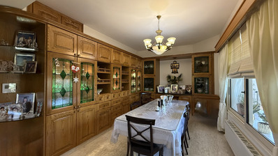 SALE: ELEGANT VILLA IN THE KALOGYRI AREA OF LIMASSOL WITH LARGE GARDENS AND ENTERTAINING AREAS.