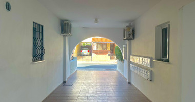 Fully Furnished One Bedroom Apartment with communal swimming pool in Universal Area, for rent