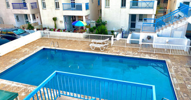 Fully Furnished One Bedroom Apartment with communal swimming pool in Universal Area, for rent