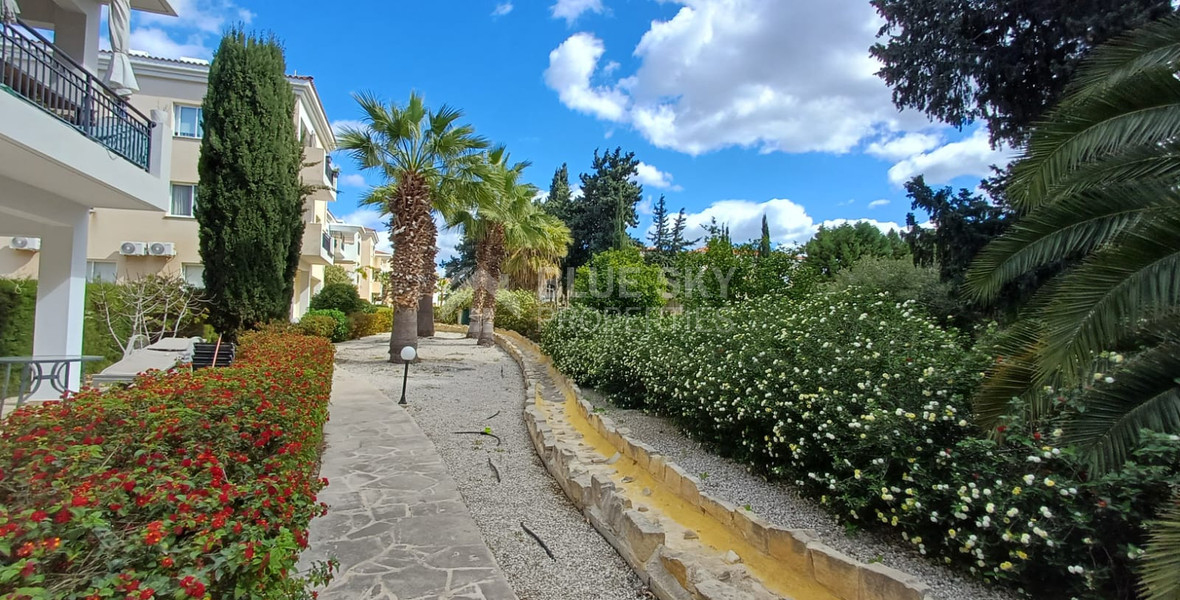 Fully Furnished two bedroom Apartment for Sale in Universal, Paphos