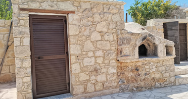 Three Bedroom Stone House in Kritou Terra For Rent
