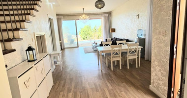 For sale Spacious Partially Furnished Apartment for Sale Chlorakas