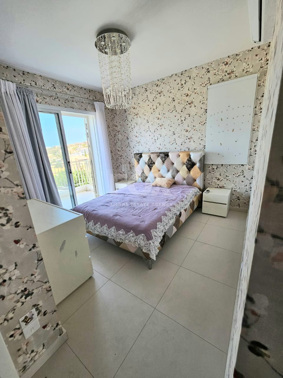 For sale Spacious Partially Furnished Apartment for Sale Chlorakas