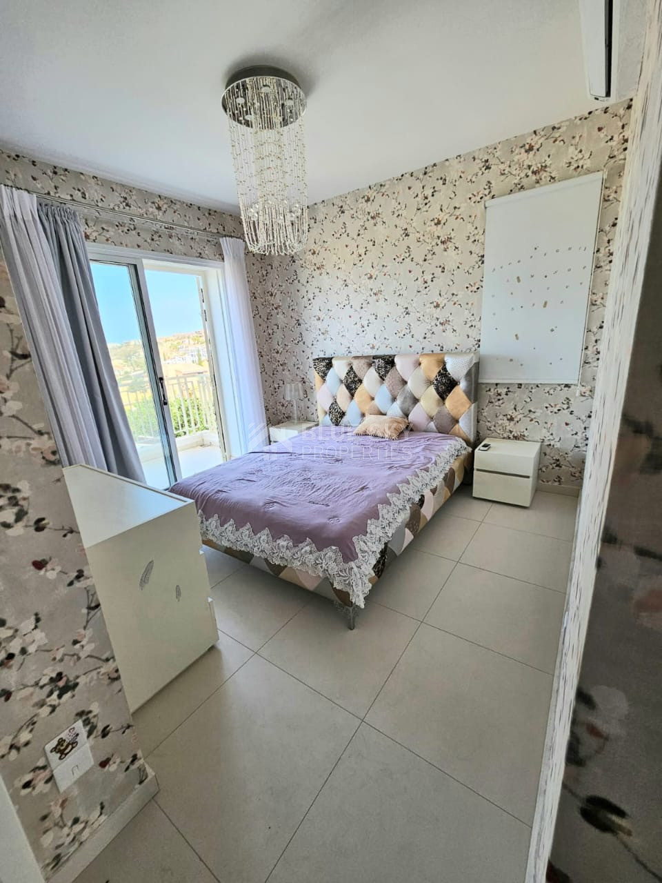 For sale Spacious Partially Furnished Apartment for Sale Chlorakas