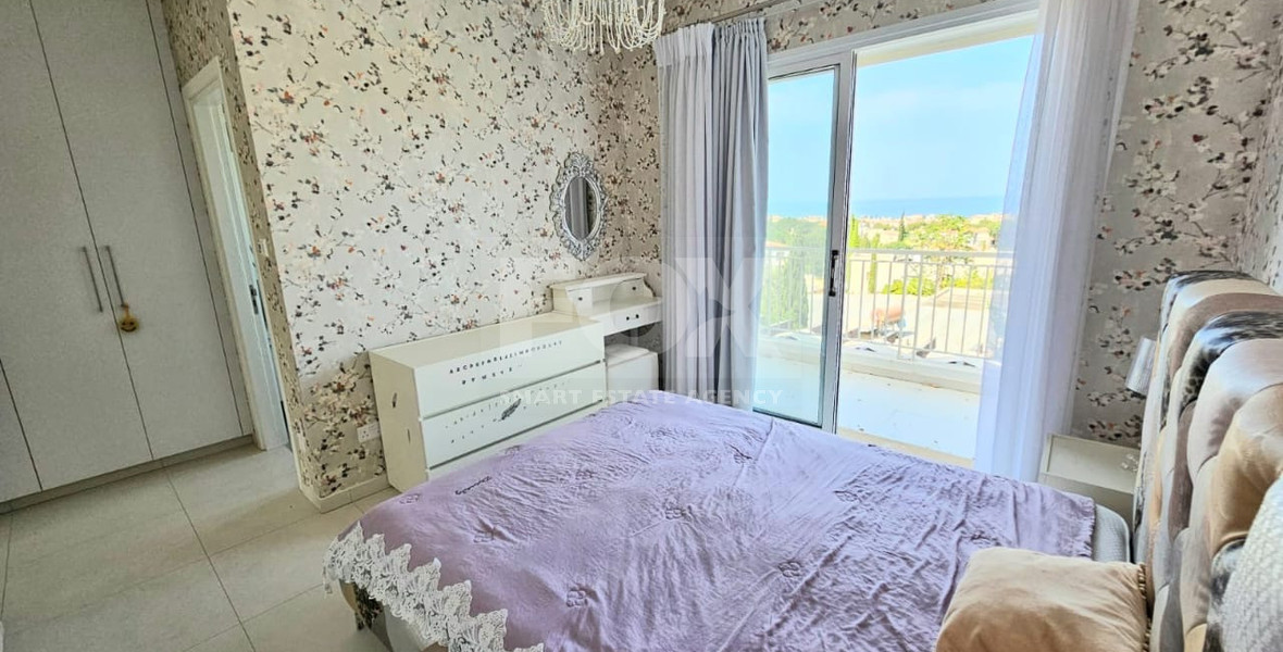 For sale Spacious Partially Furnished Apartment for Sale Chlorakas