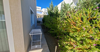 For sale Fully Furnished Detached Villa with Sea Views Chlorakas