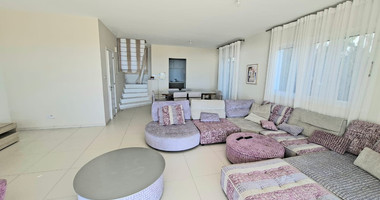 For sale Fully Furnished Detached Villa with Sea Views Chlorakas