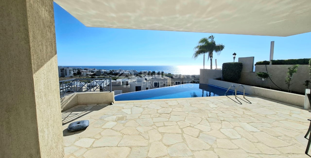 For sale Fully Furnished Detached Villa with Sea Views Chlorakas
