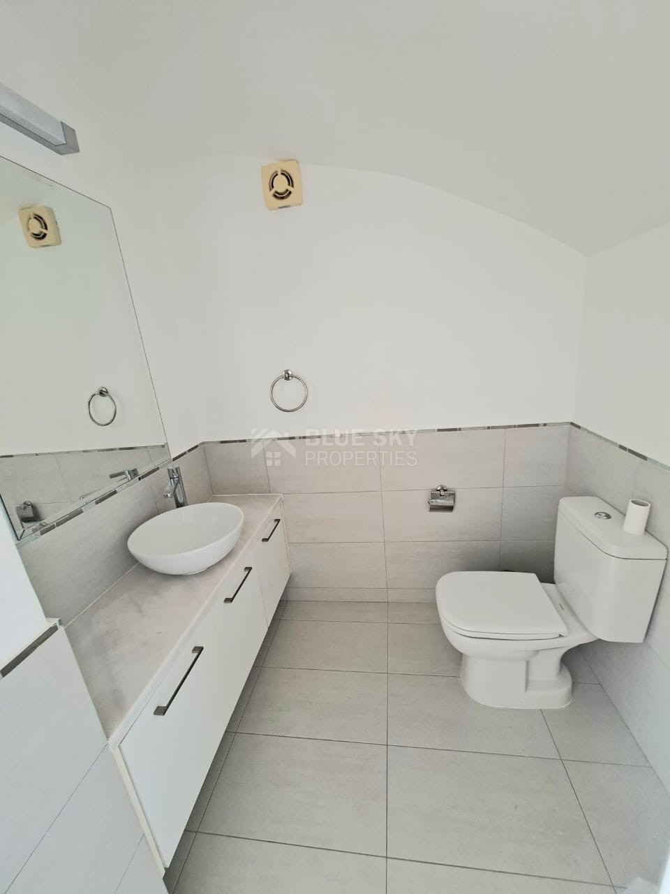 For sale Fully Furnished Detached Villa with Sea Views Chlorakas