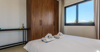 For sale, Modern Furnished two Bedroom penthouse, in Universal Area. Great investment opportunity