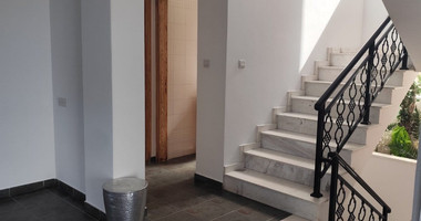 Four Bedroom House for rent with seaviews