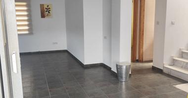 Four Bedroom House for rent with seaviews