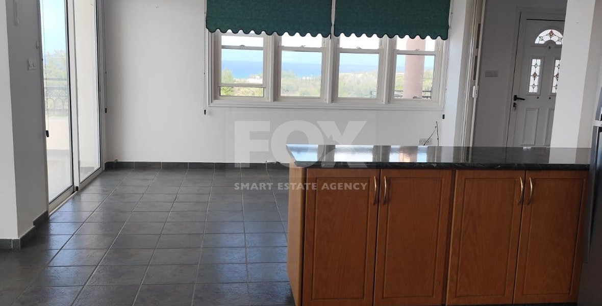 Four Bedroom House for rent with seaviews
