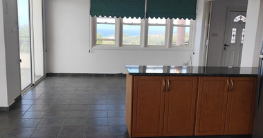 Four Bedroom House for rent with seaviews
